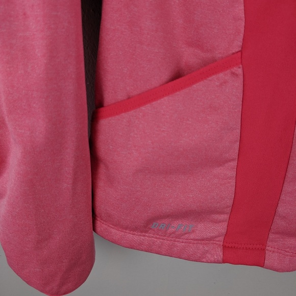 Nike | Pink Red Running Jacket - E86 - Picture 2 of 7